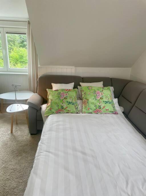 Sonnige Wohnung Am Lindenberg Lohfelden Esterno foto